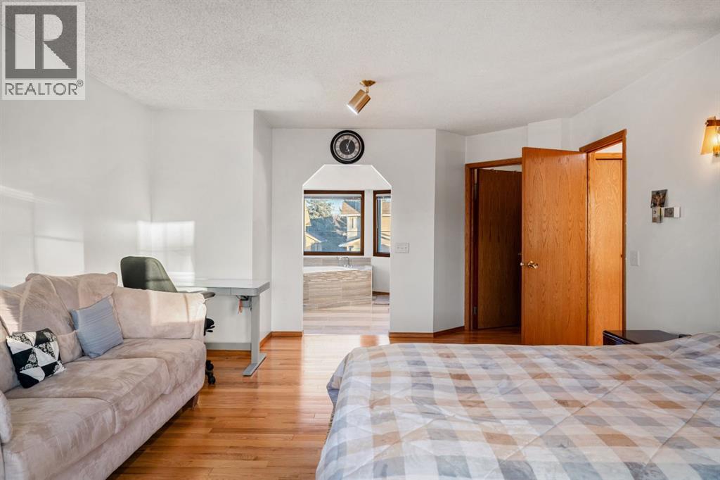 107 Pasadena Green Ne, Calgary, Alberta  T1Y 6M9 - Photo 19 - A2286316