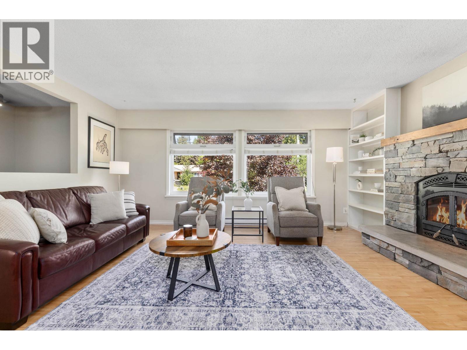 1350 Fernwood Drive, Pemberton, British Columbia  V0N 2L0 - Photo 7 - R3121156