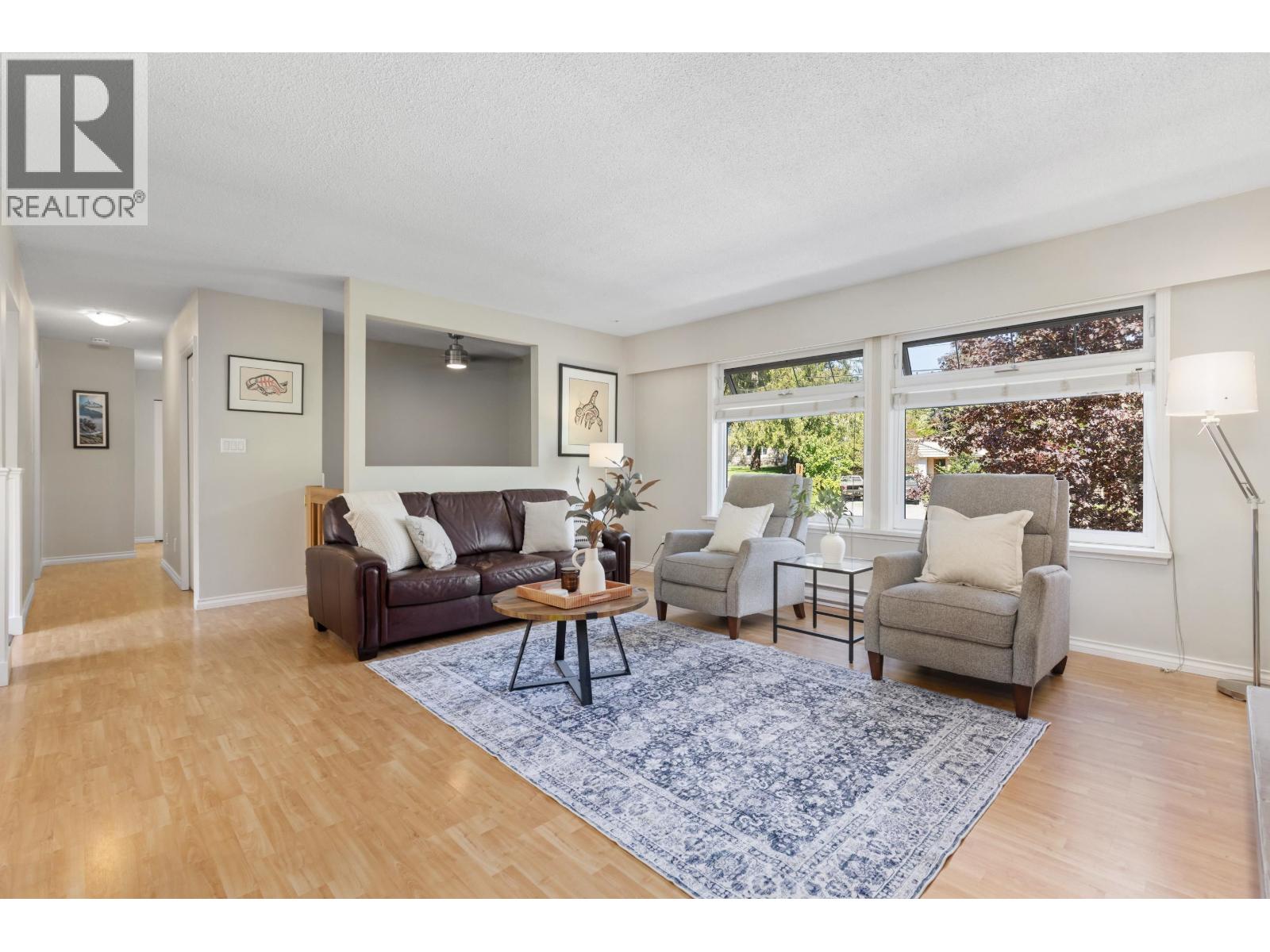 1350 Fernwood Drive, Pemberton, British Columbia  V0N 2L0 - Photo 8 - R3121156