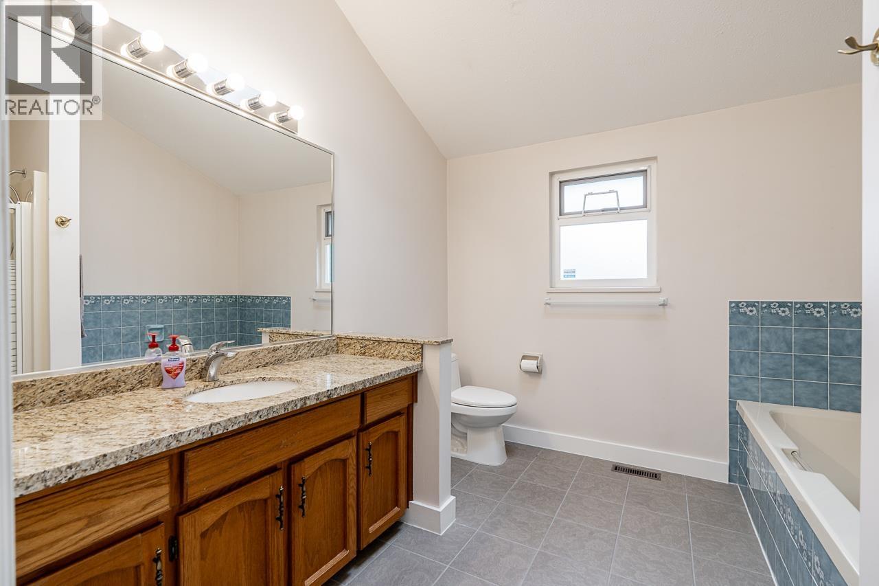 4470 Atlee Avenue, Burnaby, British Columbia  V5G 3R6 - Photo 32 - R3121179