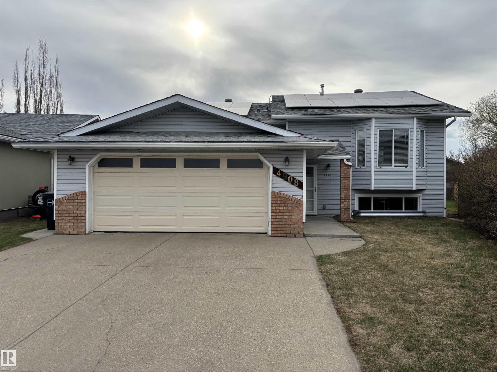 4908 17 AV NW, edmonton, Alberta