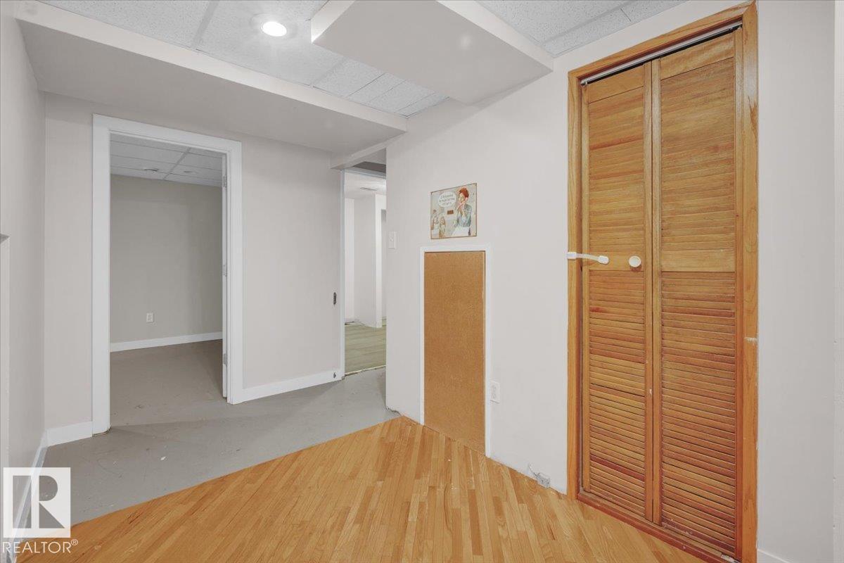 3515 20 Av Nw, Edmonton, Alberta  T6L 3E2 - Photo 48 - E4486425