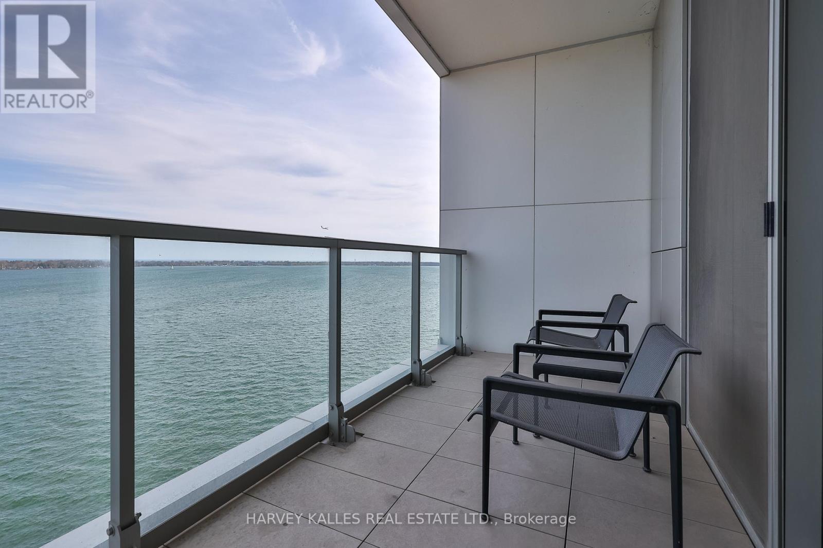 1012 - 118 Merchants' Wharf, Toronto (Waterfront Communities), Ontario  M5A 0L3 - Photo 11 - C13099942