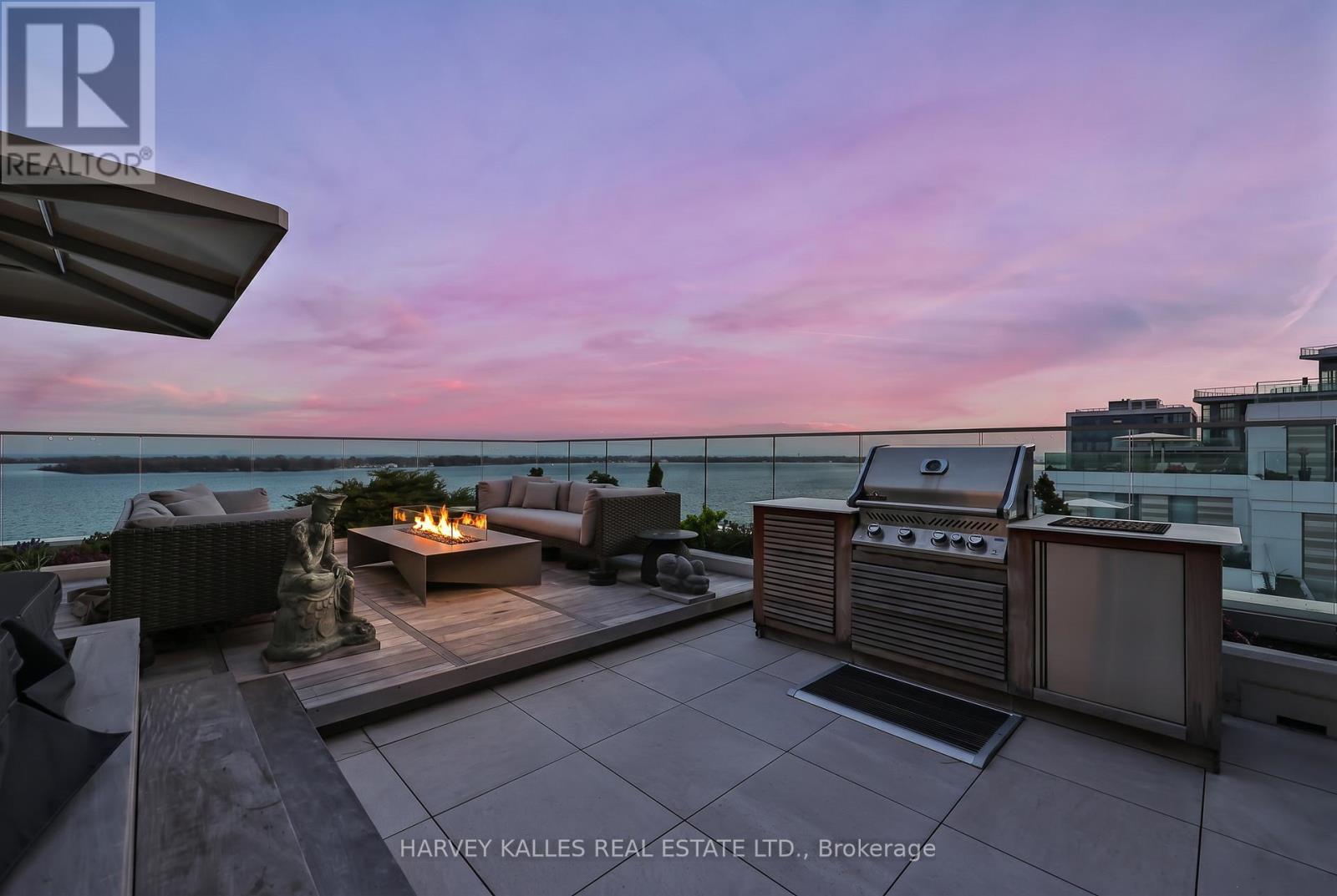 1012 - 118 Merchants' Wharf, Toronto (Waterfront Communities), Ontario  M5A 0L3 - Photo 29 - C13099942