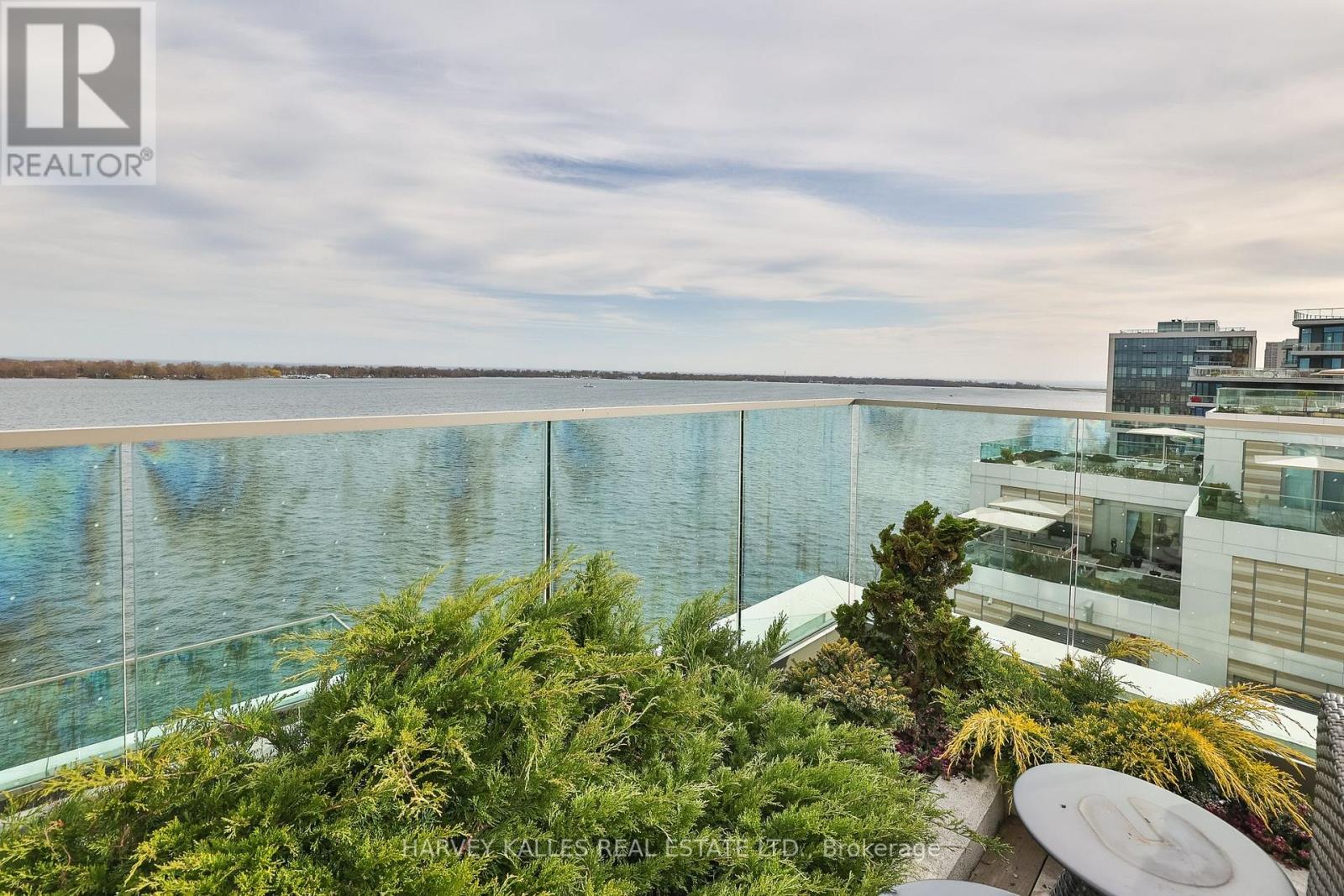 1012 - 118 Merchants' Wharf, Toronto (Waterfront Communities), Ontario  M5A 0L3 - Photo 31 - C13099942