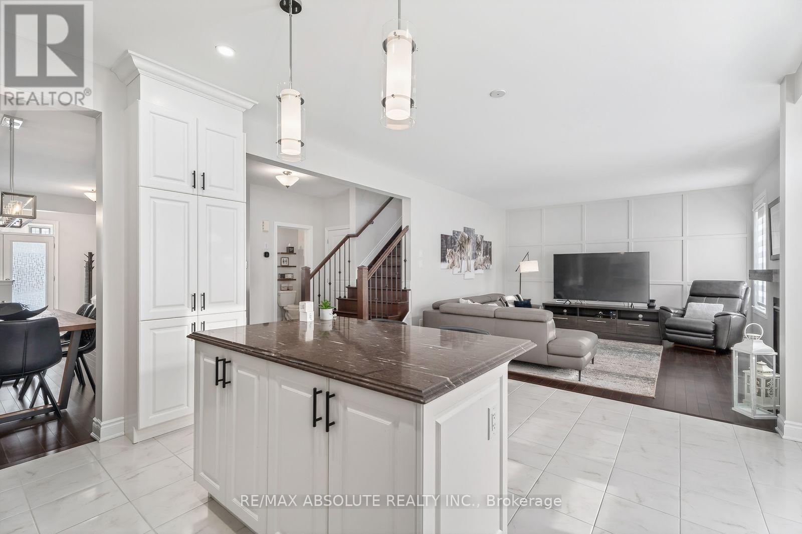 1008 Manege Street, Ottawa, Ontario  K2S 0Y7 - Photo 17 - X13099934
