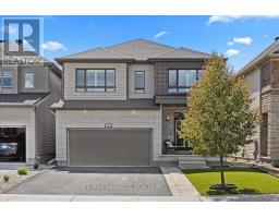 1008 MANEGE STREET, Ottawa, Ontario