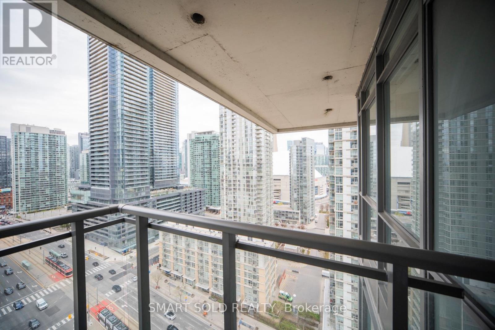 2606 - 11 Brunel Court, Toronto, Ontario  M5V 3Y3 - Photo 2 - C12853424