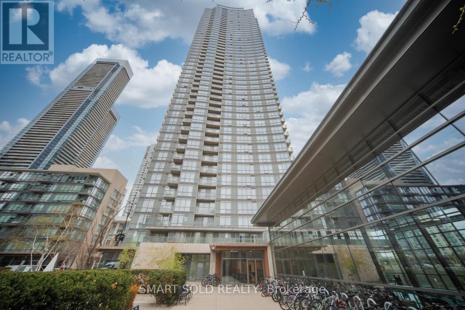 2606 - 11 BRUNEL COURT, Toronto, Ontario