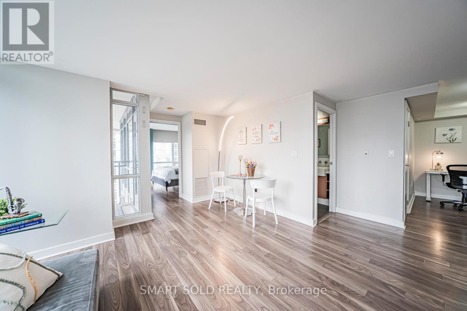2606 - 11 Brunel Court, Toronto, Ontario  M5V 3Y3 - Photo 11 - C12853424