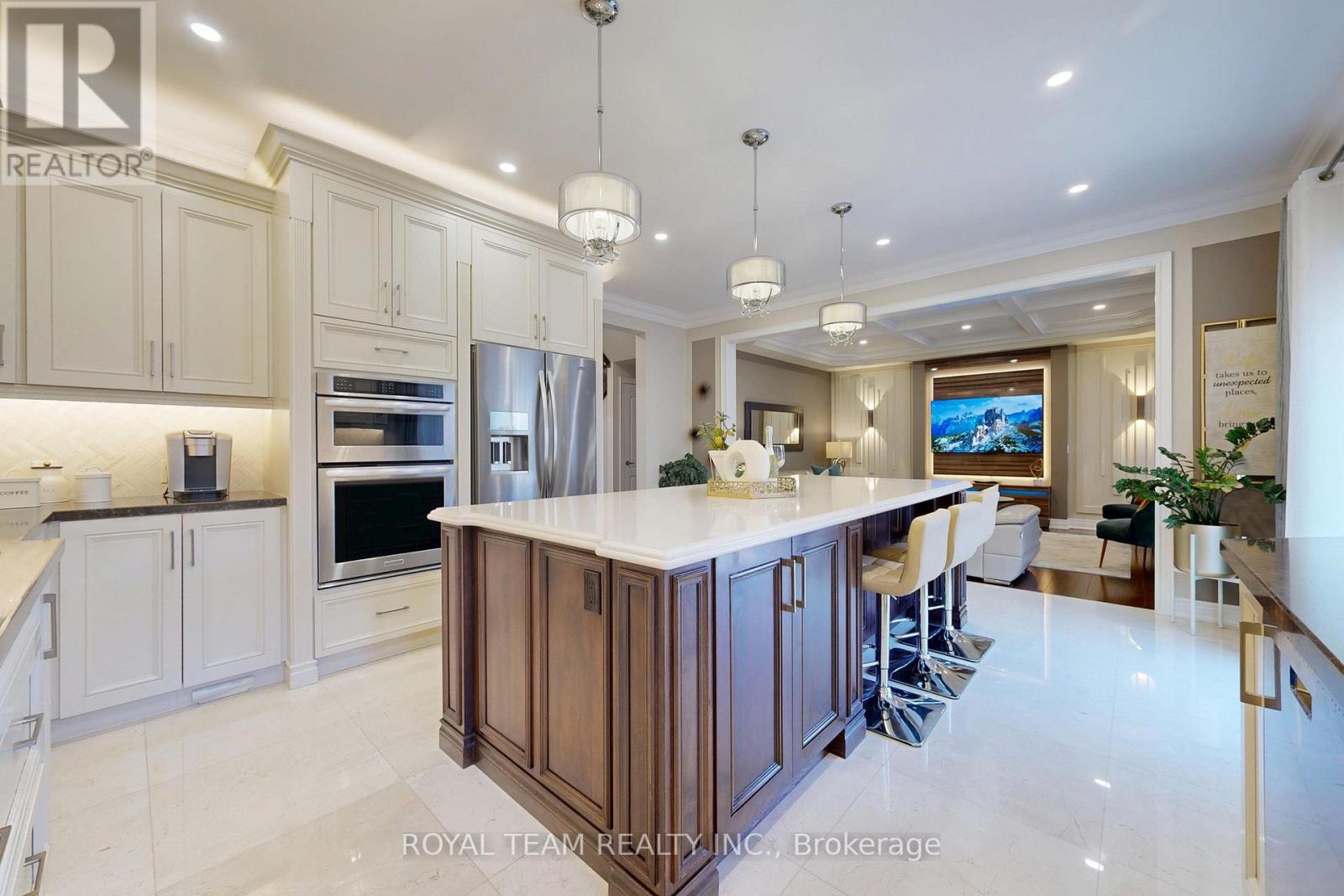 41 Daniel Bram Drive, Vaughan (Patterson), Ontario  L6A 0L4 - Photo 7 - N13099914