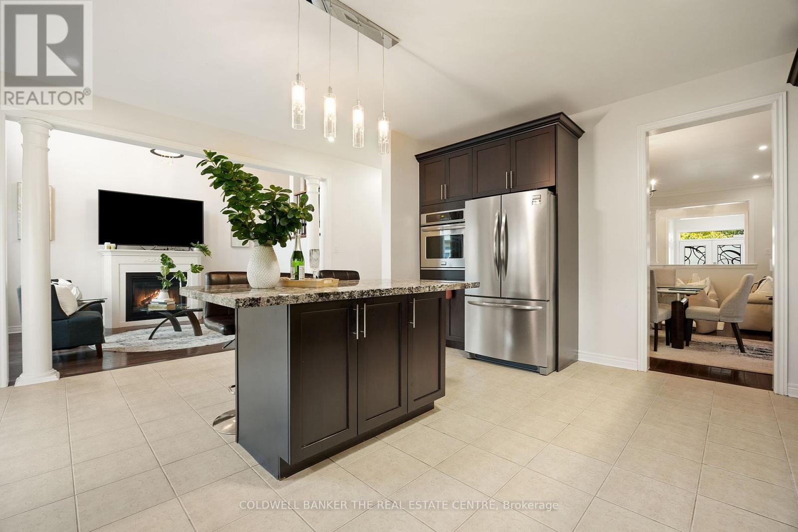 27 Barletta Drive, Vaughan (Patterson), Ontario  L6A 4H5 - Photo 11 - N13099932
