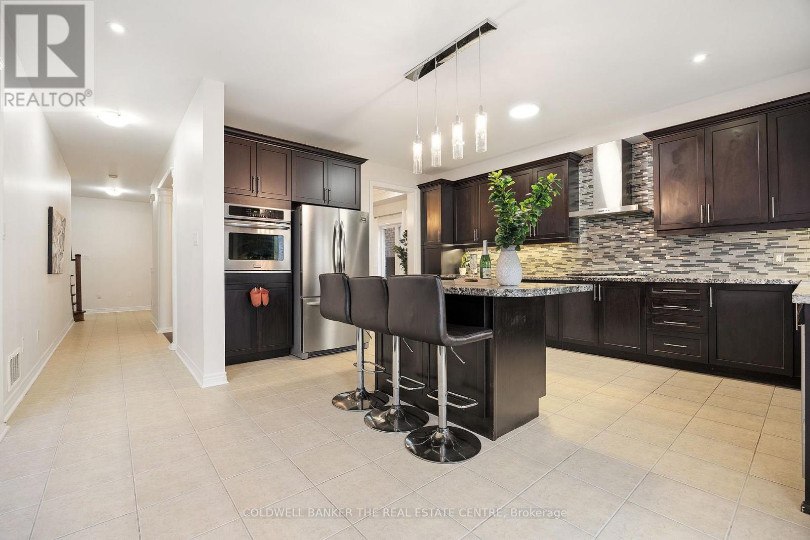 27 Barletta Drive, Vaughan (Patterson), Ontario  L6A 4H5 - Photo 9 - N13099932