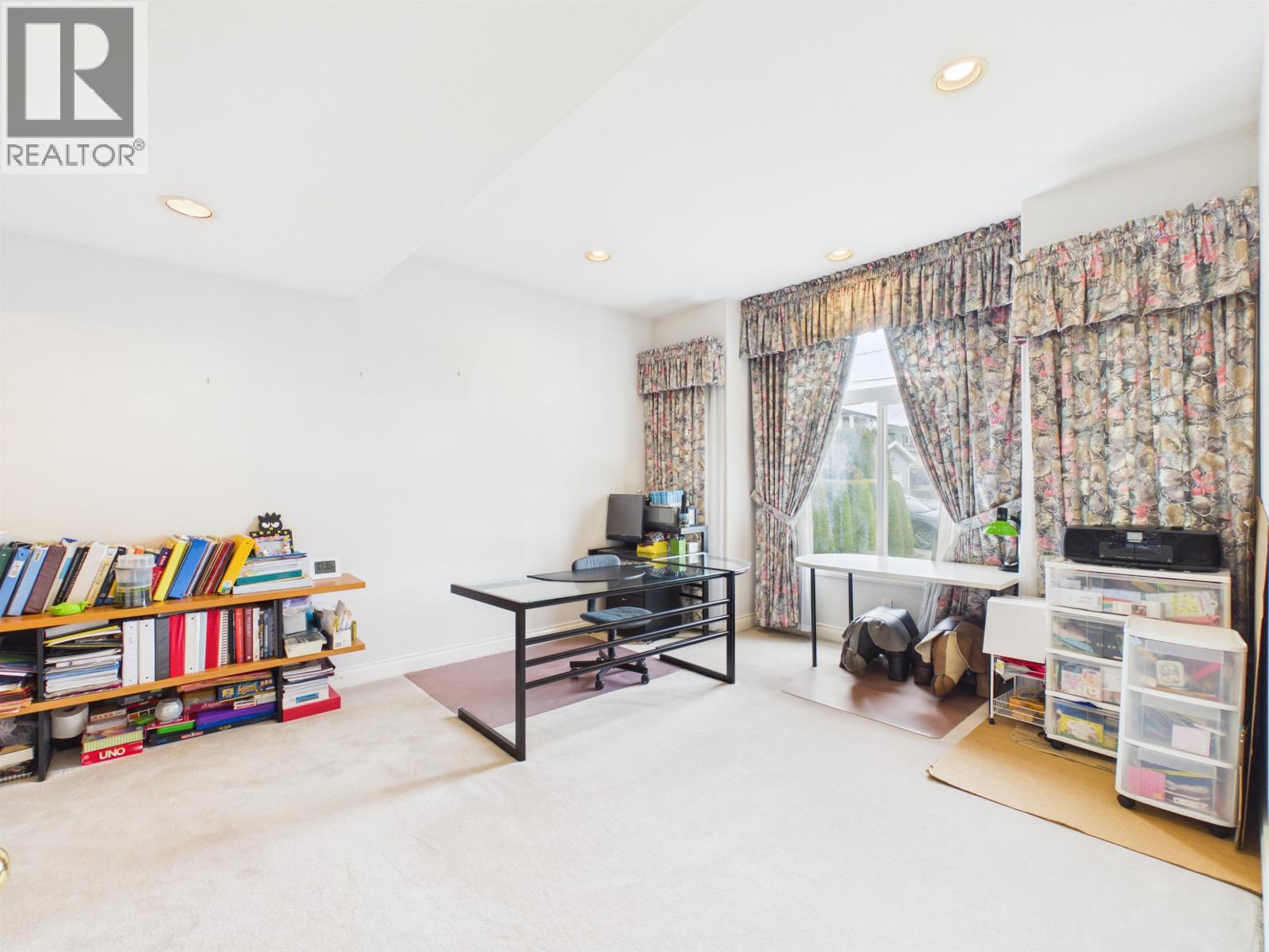 7969 Macpherson Avenue, Burnaby, British Columbia  V5J 4P4 - Photo 9 - R3121189