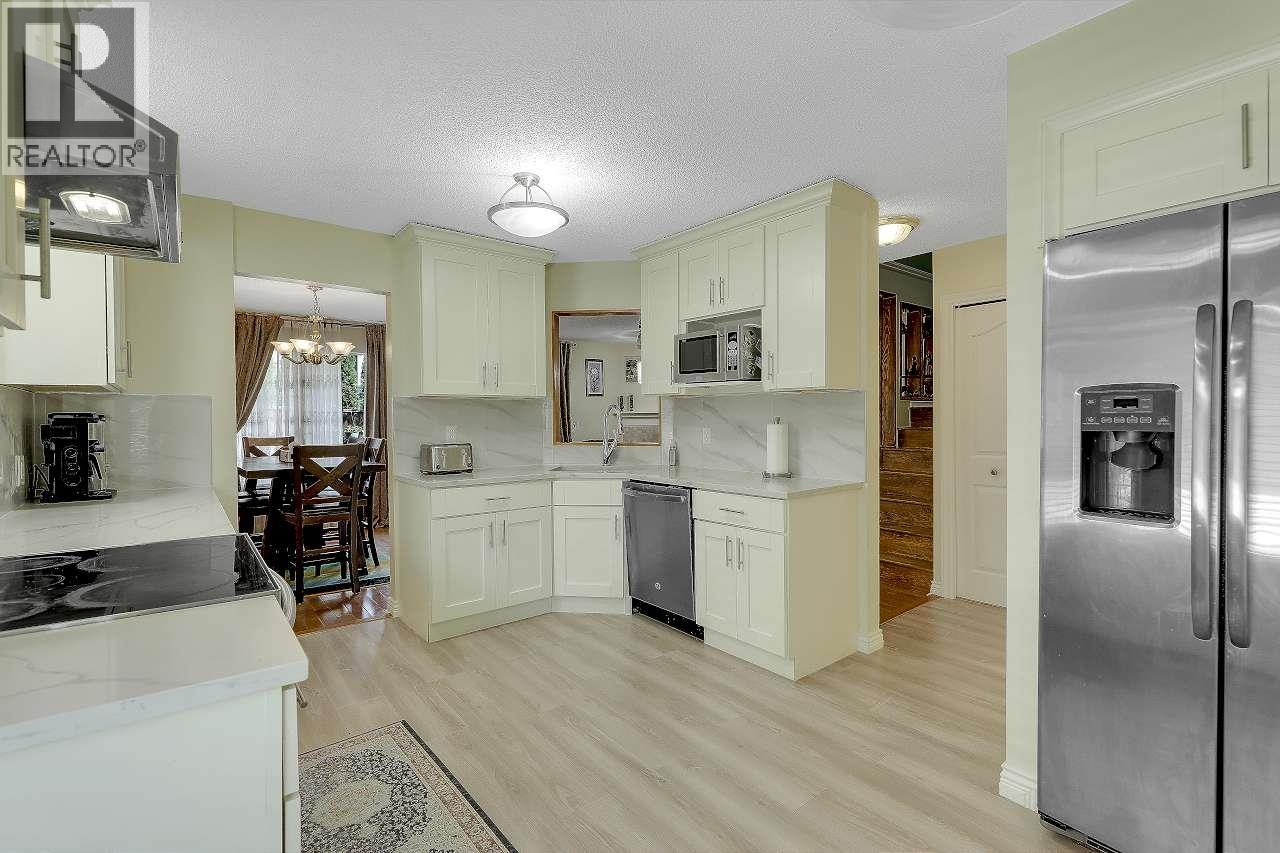 21 2561 Runnel Drive, Coquitlam, British Columbia  V3E 2S3 - Photo 14 - R3120548
