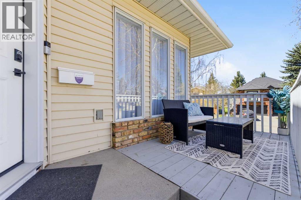 11535 Douglas Woods Rise SE, Calgary, Alberta  T2Z 2A1 - Photo 3 - A2308188
