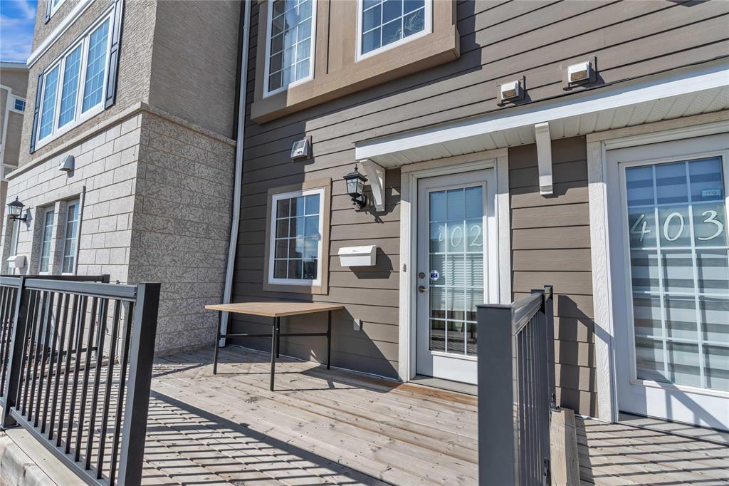 402 155 Des Hivernants Boulevard, Winnipeg, Manitoba  R3X 0L9 - Photo 1 - 202609828