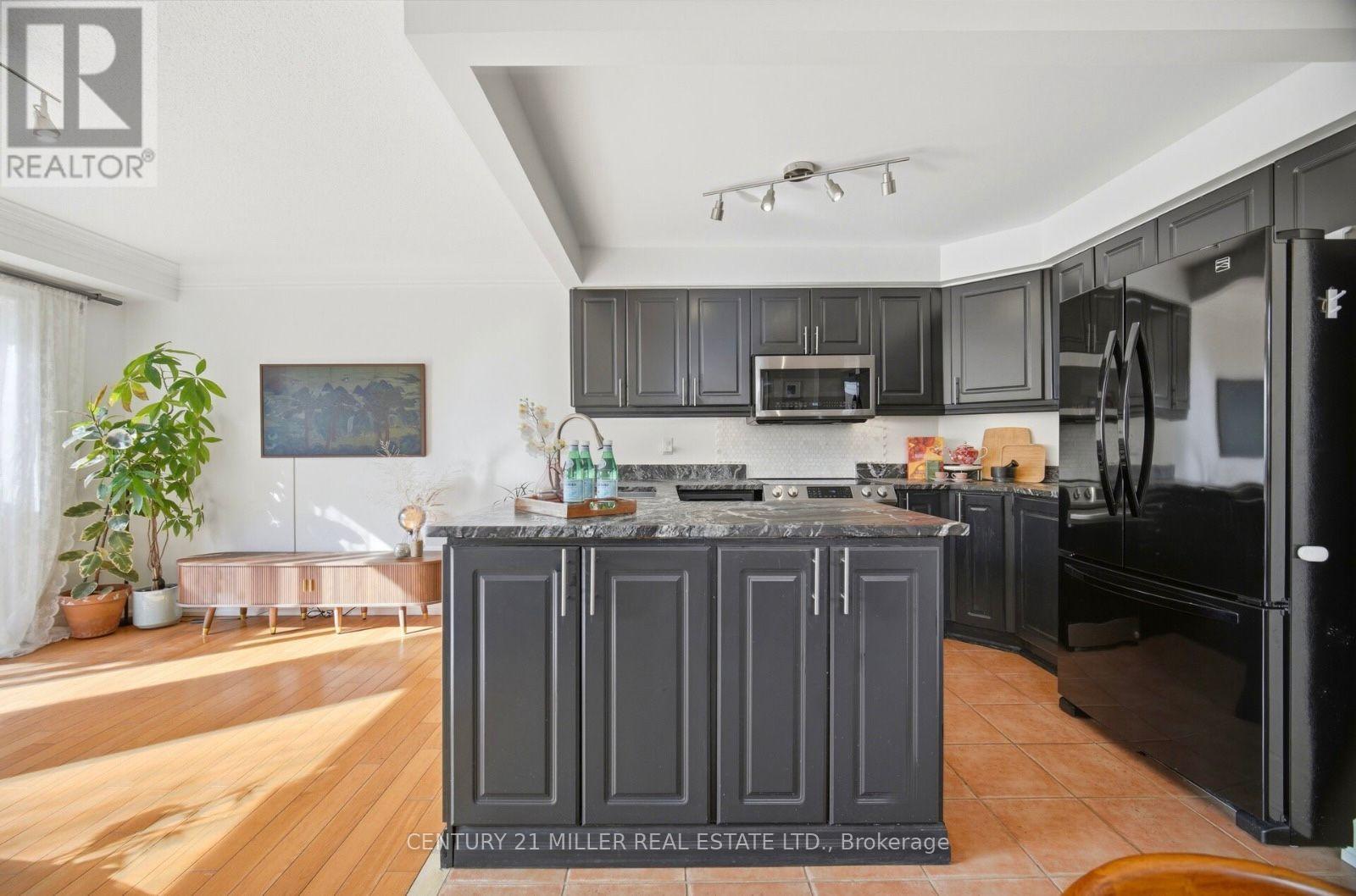 4 Kildonan Cres Crescent, Hamilton (Waterdown), Ontario  L0R 2H5 - Photo 11 - X13099928