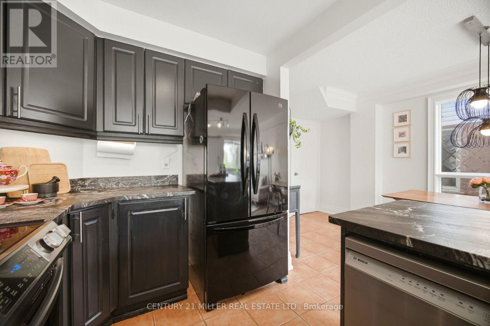 4 Kildonan Cres Crescent, Hamilton (Waterdown), Ontario  L0R 2H5 - Photo 13 - X13099928