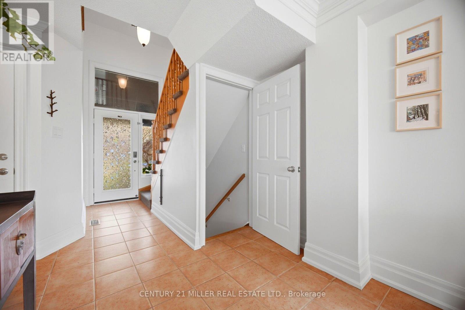 4 Kildonan Cres Crescent, Hamilton (Waterdown), Ontario  L0R 2H5 - Photo 33 - X13099928