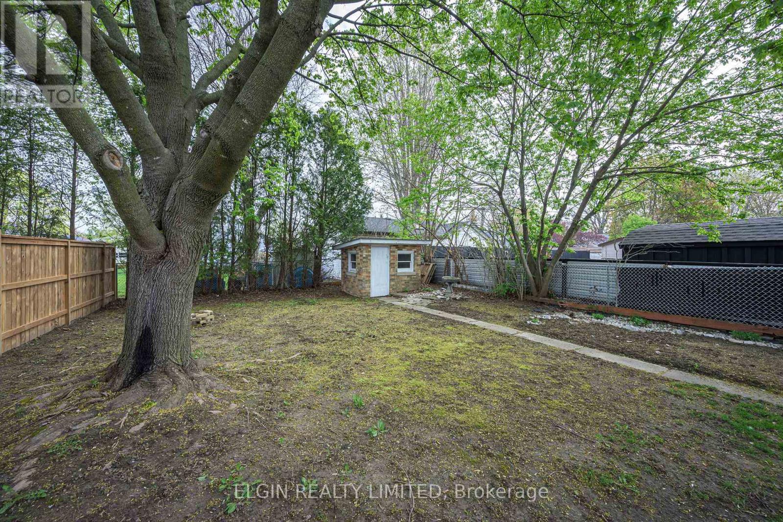250 Forest Avenue, St. Thomas, Ontario  N5R 2K4 - Photo 34 - X13099976