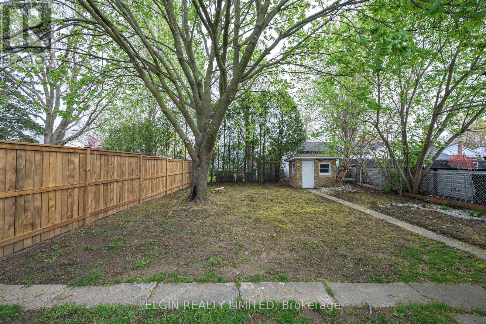 250 Forest Avenue, St. Thomas, Ontario  N5R 2K4 - Photo 35 - X13099976