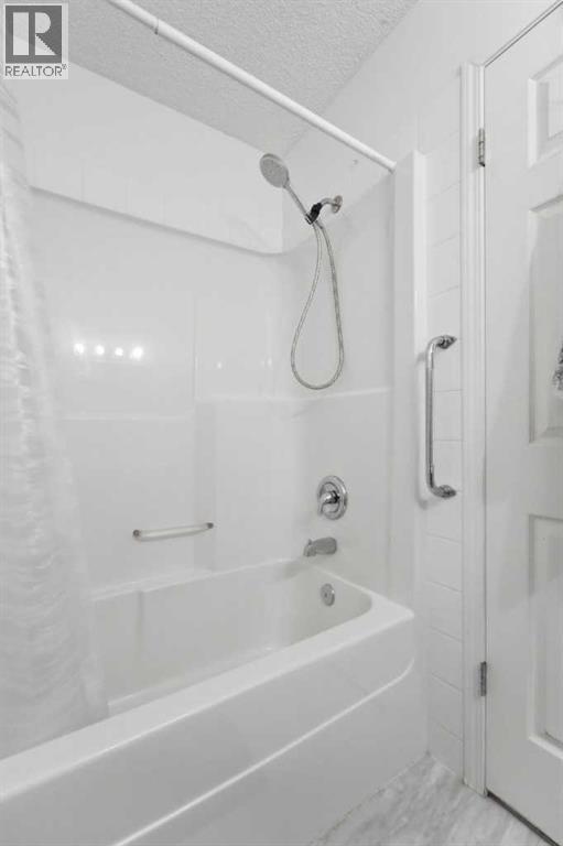 13 Country Hills Villa Nw, Calgary, Alberta  T3K 4S8 - Photo 22 - A2300908