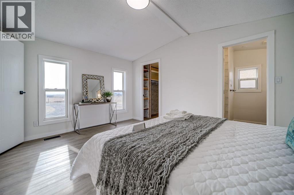 319 Minto Street, Granum, Alberta  T0L 1A0 - Photo 7 - A2285997
