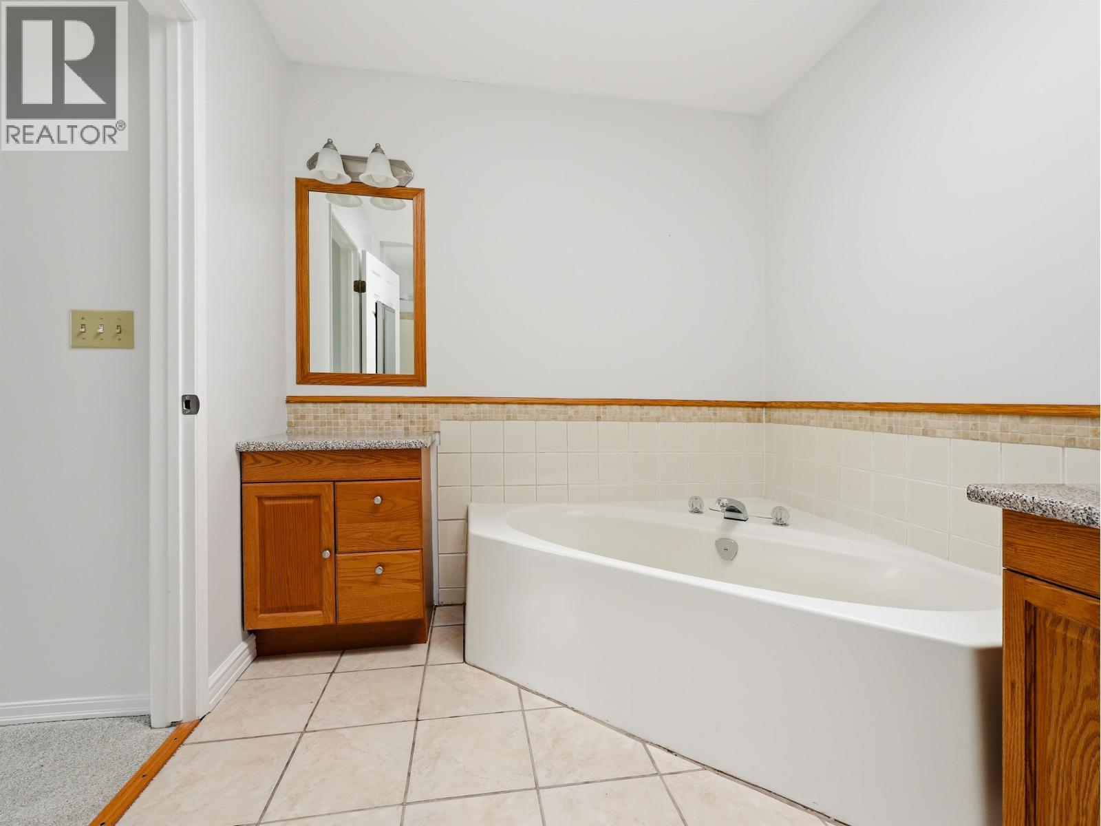 3542 Hurst Place, Vancouver, British Columbia  V5S 4C8 - Photo 26 - R3121016