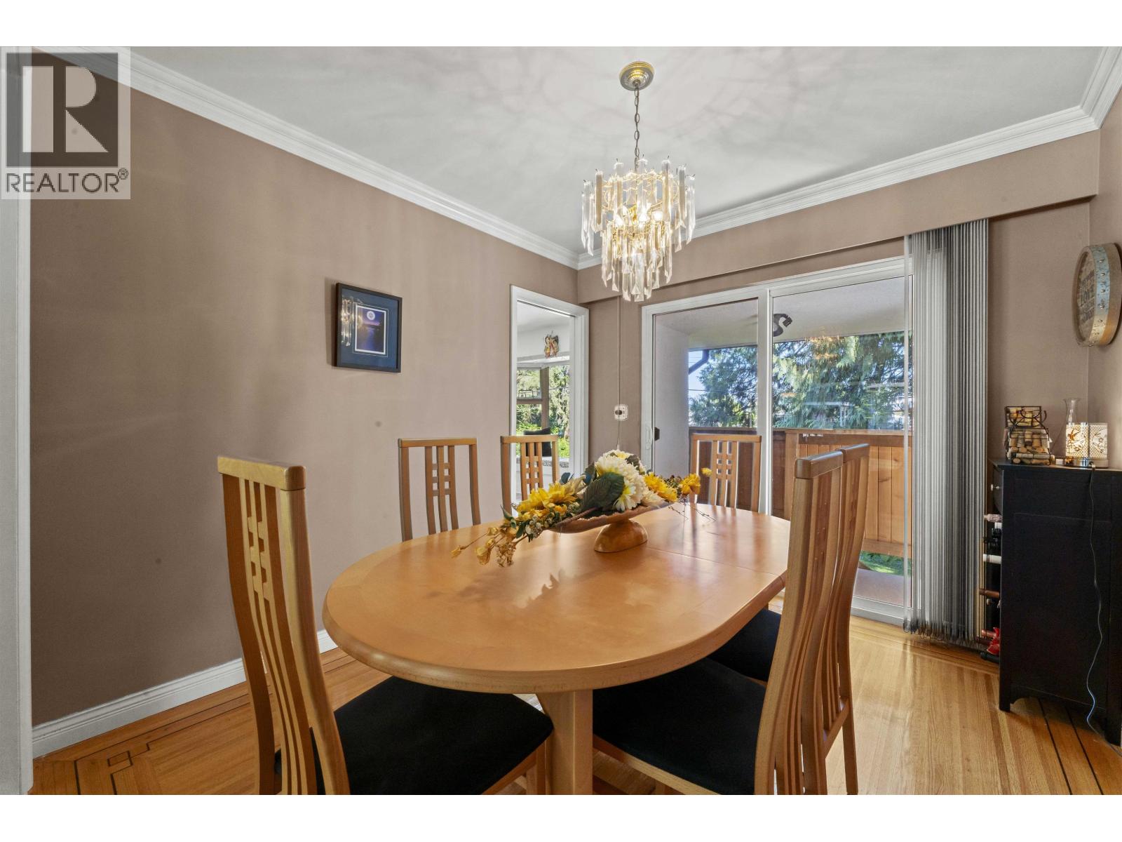 924 Garrow Drive, Port Moody, British Columbia  V3H 1H9 - Photo 10 - R3120100