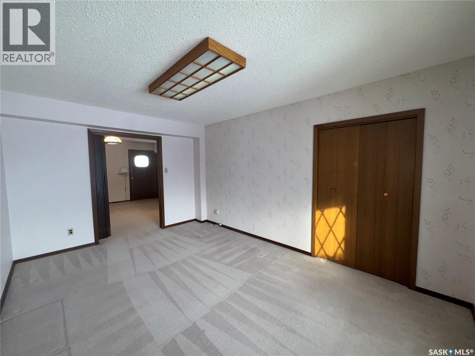 503 7th Avenue W, Biggar, Saskatchewan  S0K 0M0 - Photo 13 - SK028029
