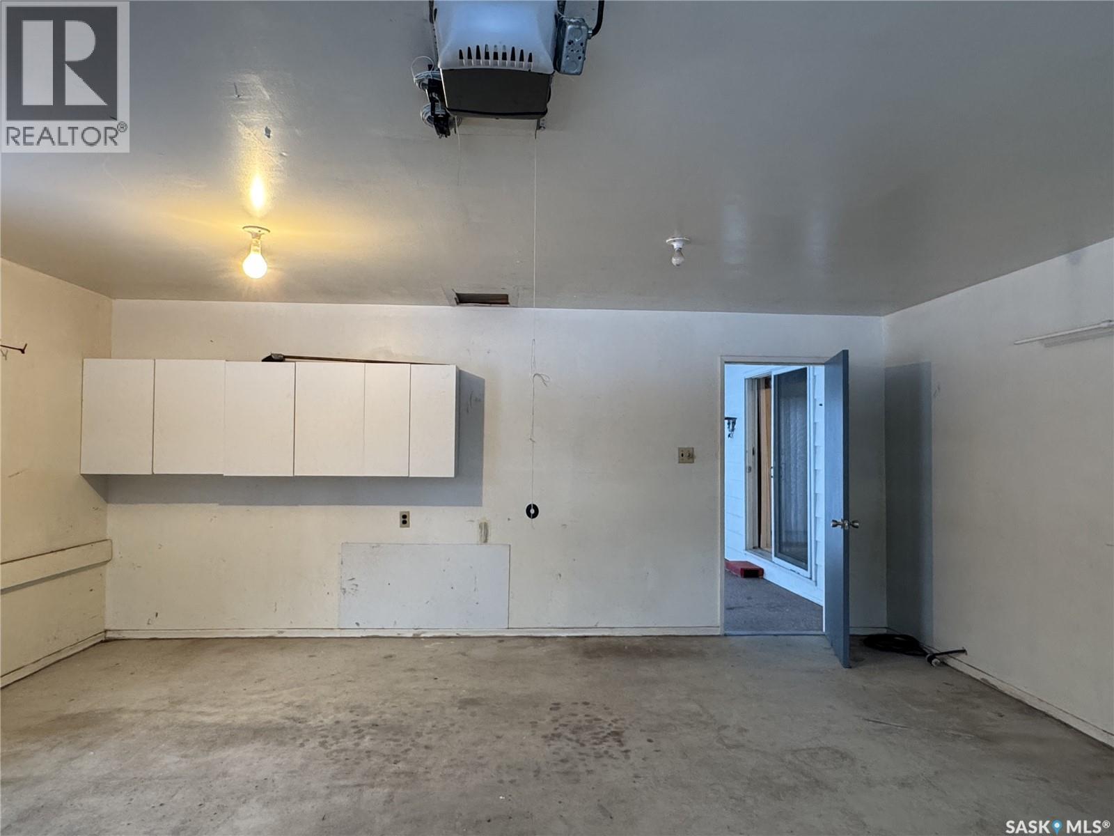 503 7th Avenue W, Biggar, Saskatchewan  S0K 0M0 - Photo 39 - SK028029