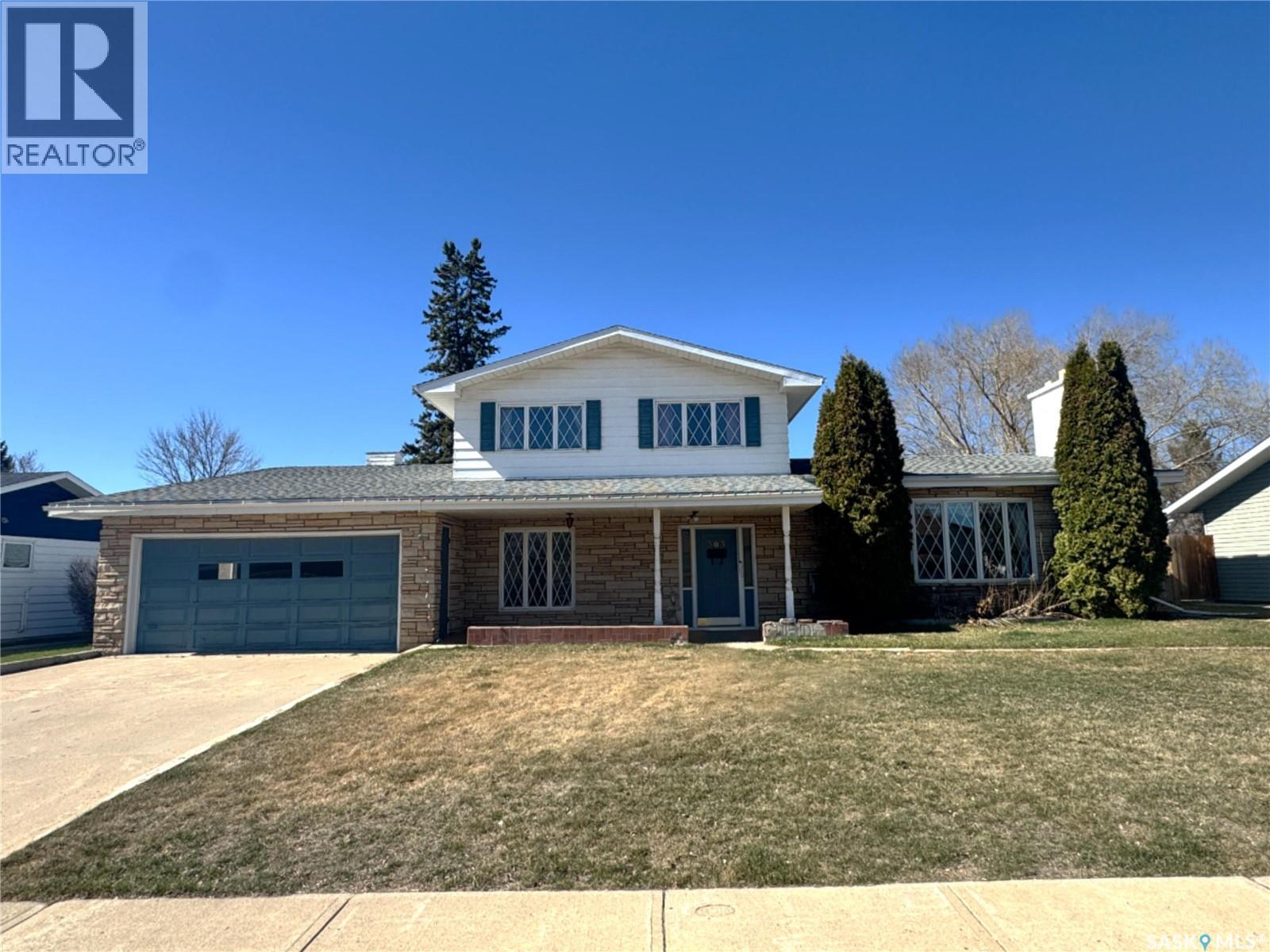 503 7th AVENUE W, Biggar, Saskatchewan