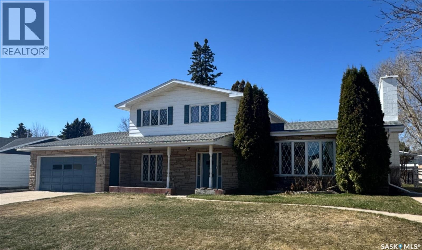 503 7th Avenue W, Biggar, Saskatchewan  S0K 0M0 - Photo 48 - SK028029