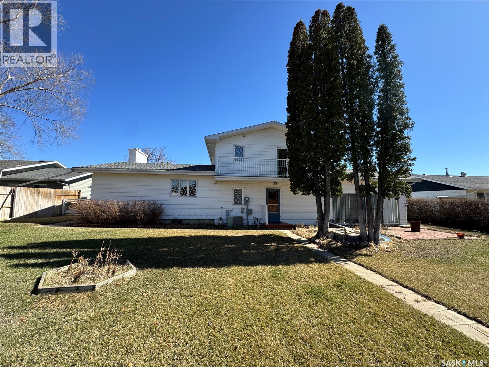503 7th Avenue W, Biggar, Saskatchewan  S0K 0M0 - Photo 43 - SK028029