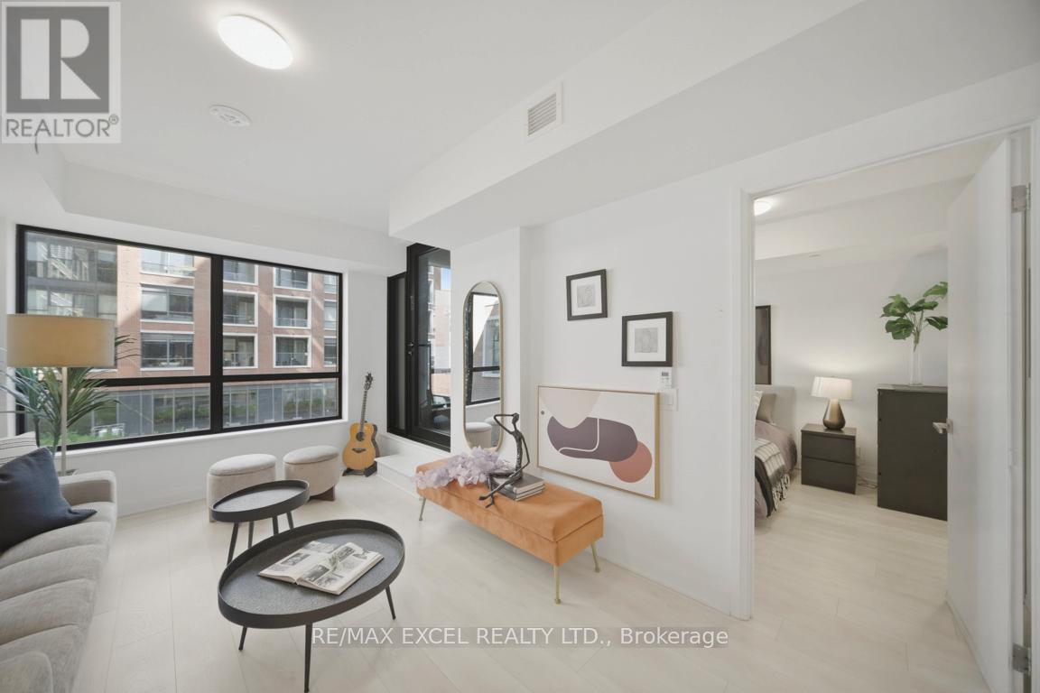 303 - 33 Frederick Todd Way, Toronto, Ontario  M4G 0C9 - Photo 3 - C13099964
