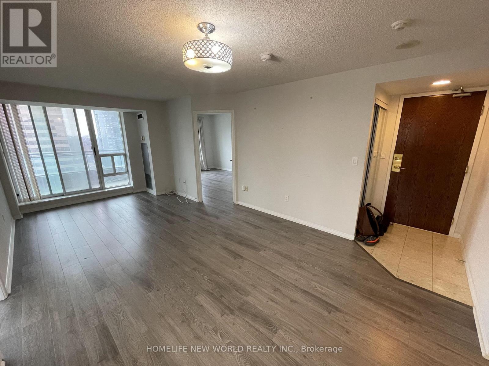 2008 - 1 Pemberton Avenue, Toronto (Newtonbrook East), Ontario  M2M 4L9 - Photo 4 - C13100022