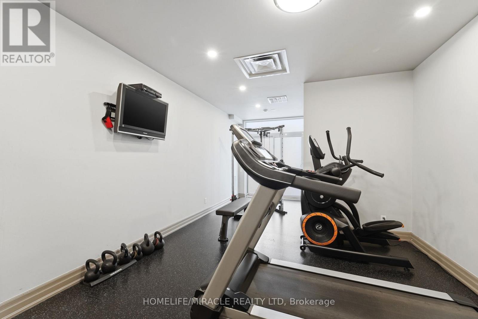 777 Steeles Avenue, Toronto, Ontario  M2R 3Y4 - Photo 17 - C13100024
