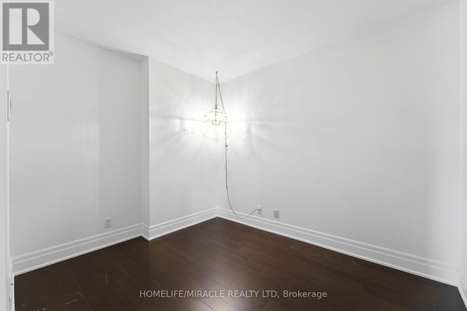 777 Steeles Avenue, Toronto, Ontario  M2R 3Y4 - Photo 3 - C13100024