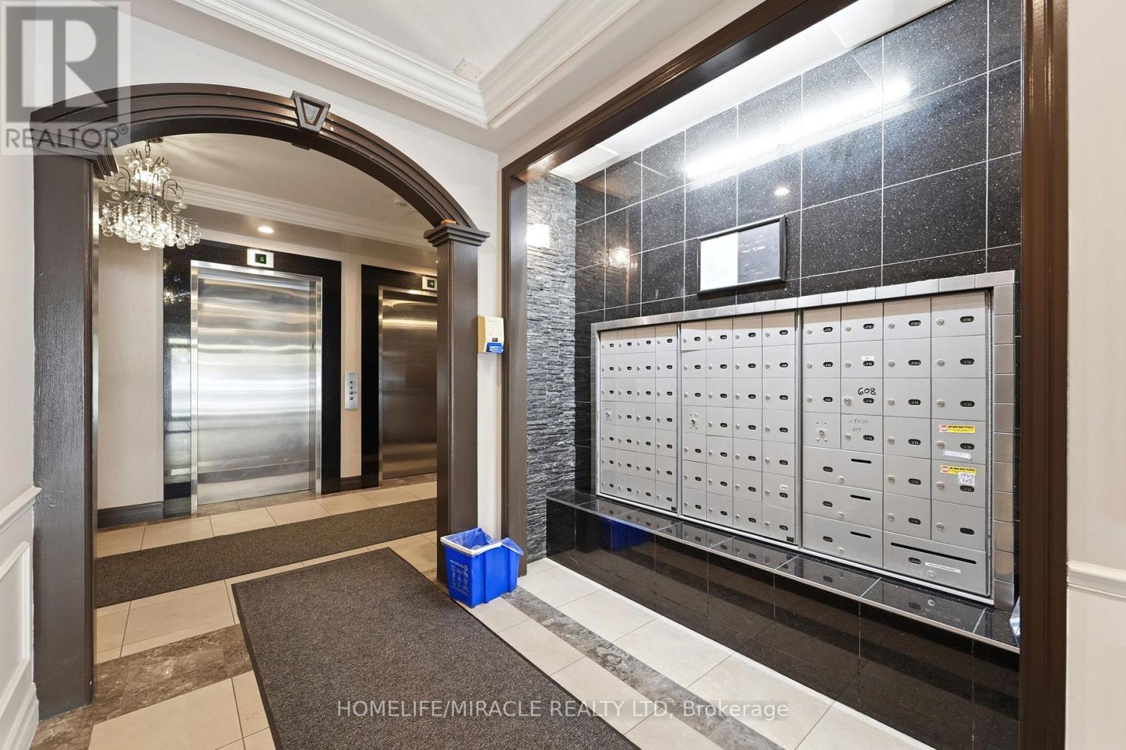 777 Steeles Avenue, Toronto, Ontario  M2R 3Y4 - Photo 34 - C13100024