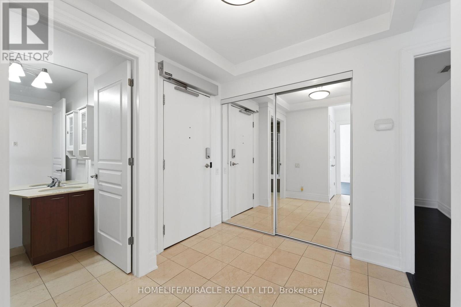 777 Steeles Avenue, Toronto, Ontario  M2R 3Y4 - Photo 37 - C13100024