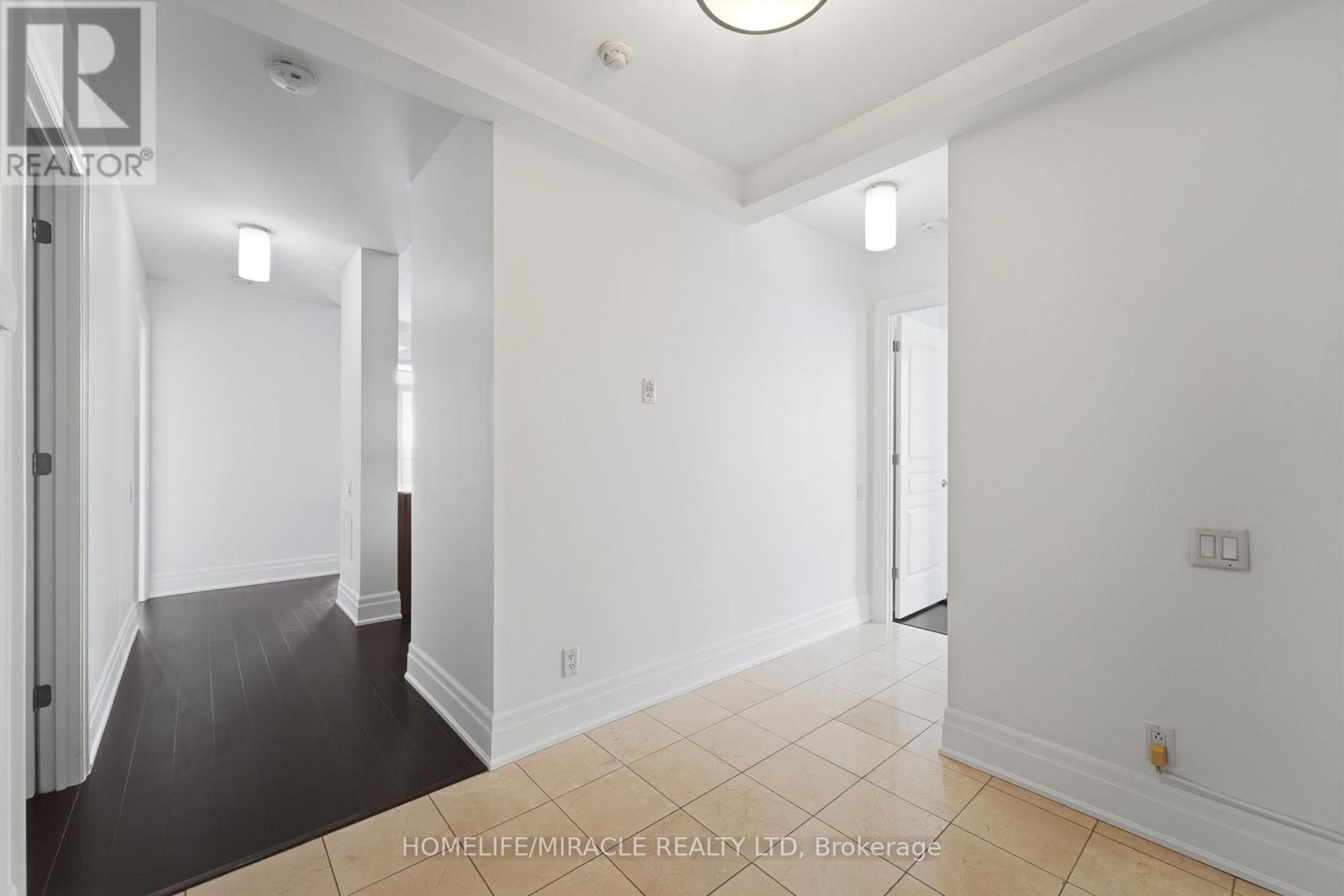 777 Steeles Avenue, Toronto, Ontario  M2R 3Y4 - Photo 39 - C13100024