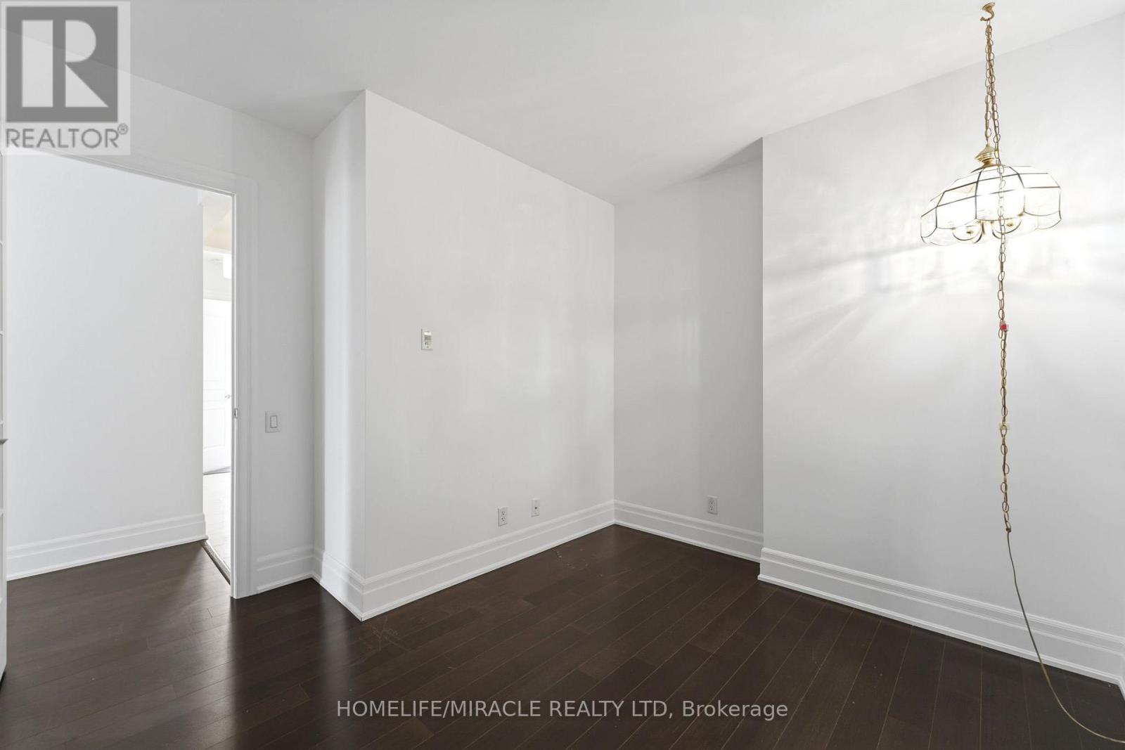 777 Steeles Avenue, Toronto, Ontario  M2R 3Y4 - Photo 4 - C13100024