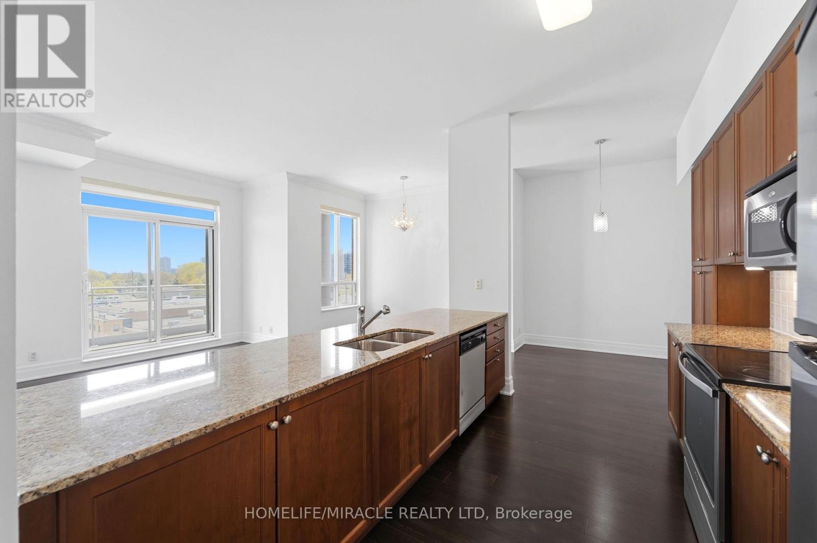 777 Steeles Avenue, Toronto, Ontario  M2R 3Y4 - Photo 44 - C13100024
