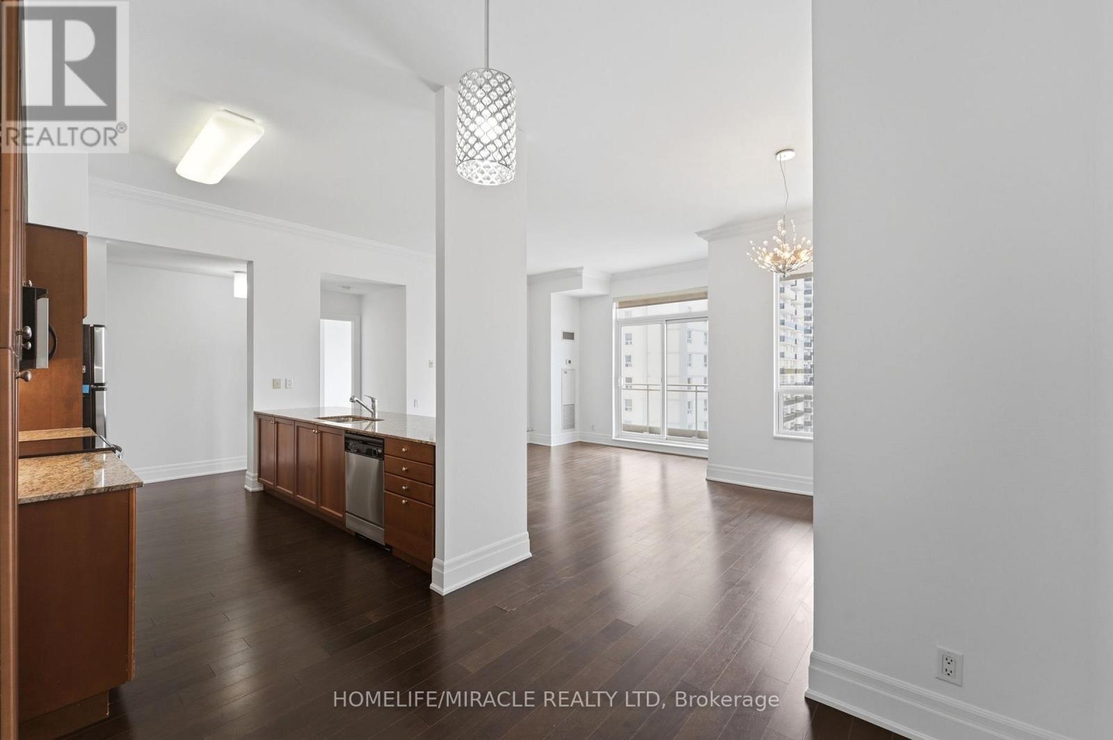 777 Steeles Avenue, Toronto, Ontario  M2R 3Y4 - Photo 48 - C13100024