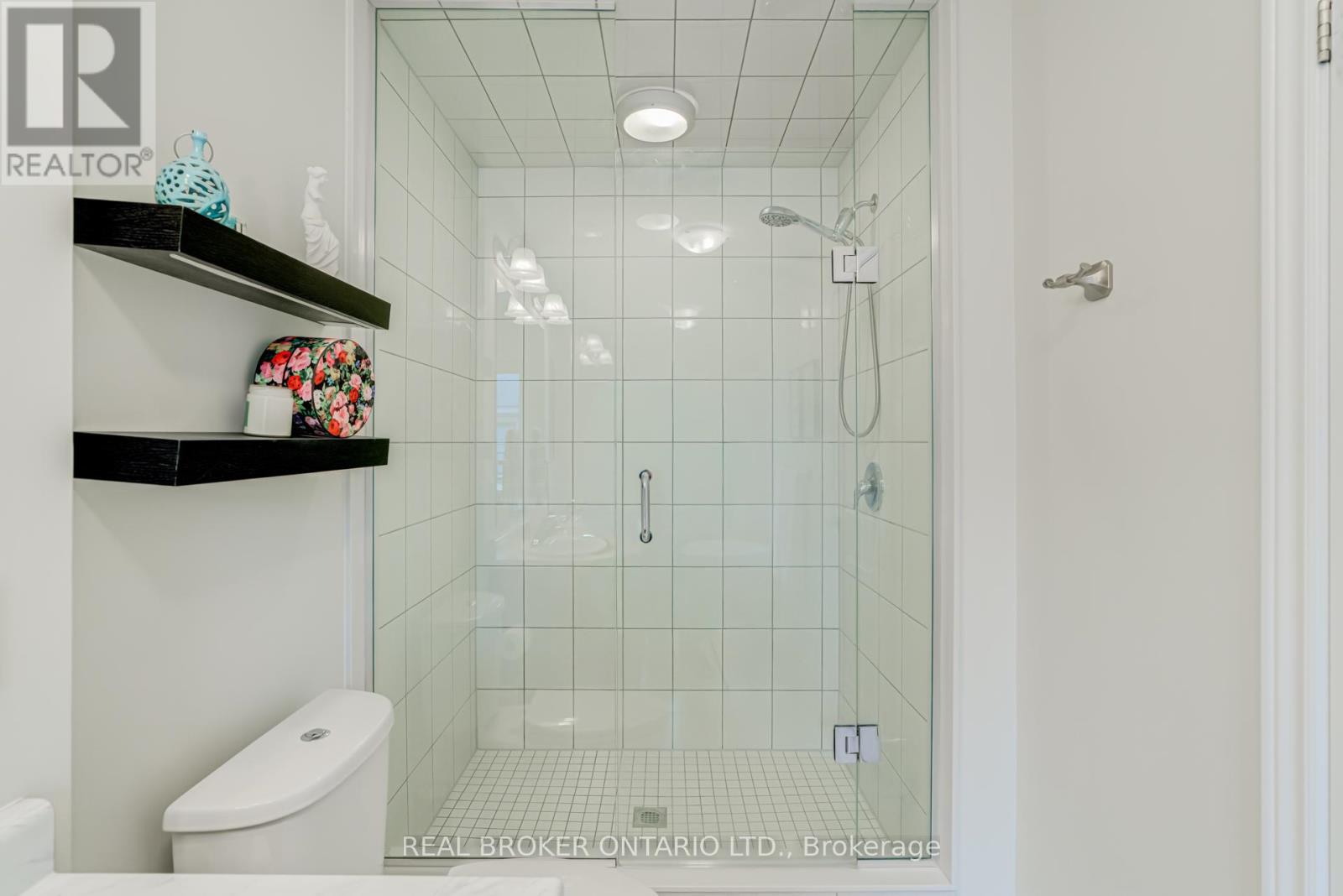 12 Icemaker Way, Whitby, Ontario  L1P 0L5 - Photo 24 - E13099980