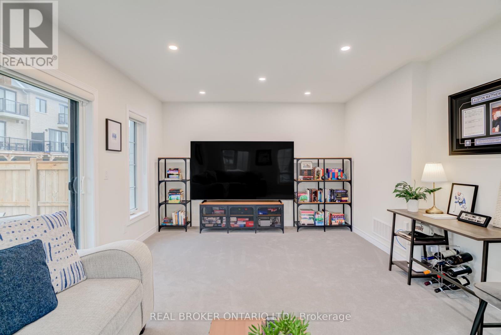 12 Icemaker Way, Whitby, Ontario  L1P 0L5 - Photo 33 - E13099980