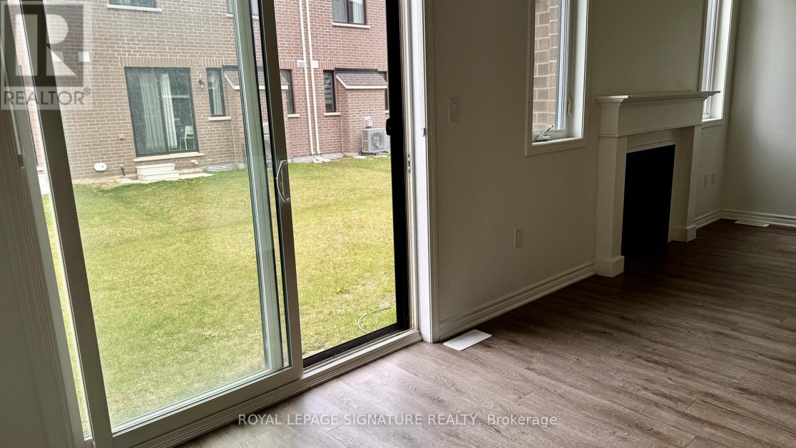 1704 Dance Court, Milton, Ontario  L9E 2A3 - Photo 16 - W12969612