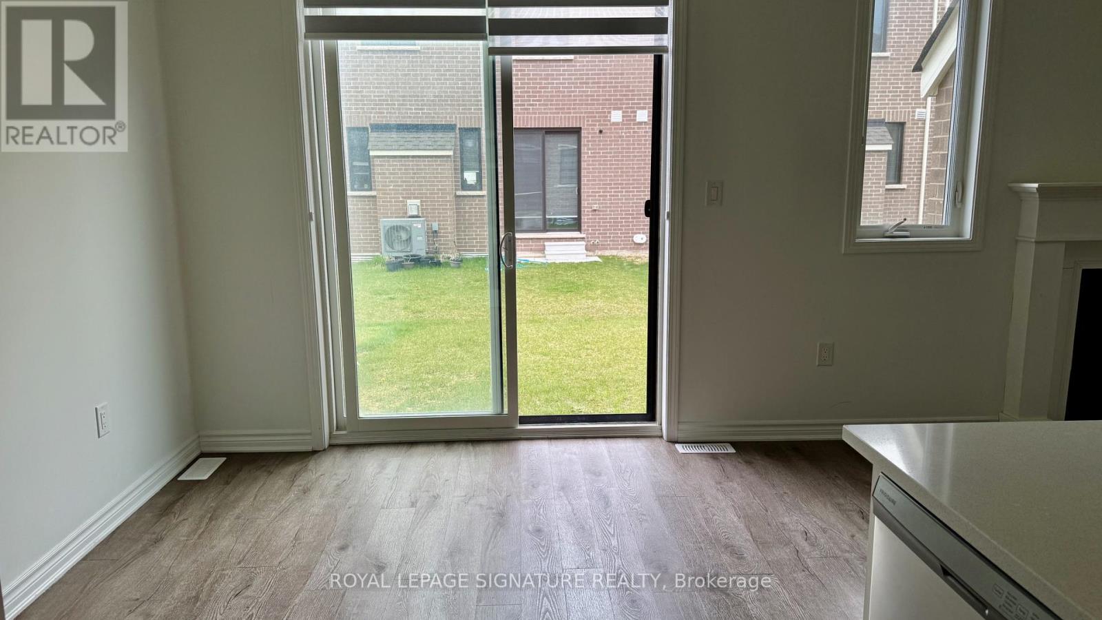 1704 Dance Court, Milton, Ontario  L9E 2A3 - Photo 15 - W12969612