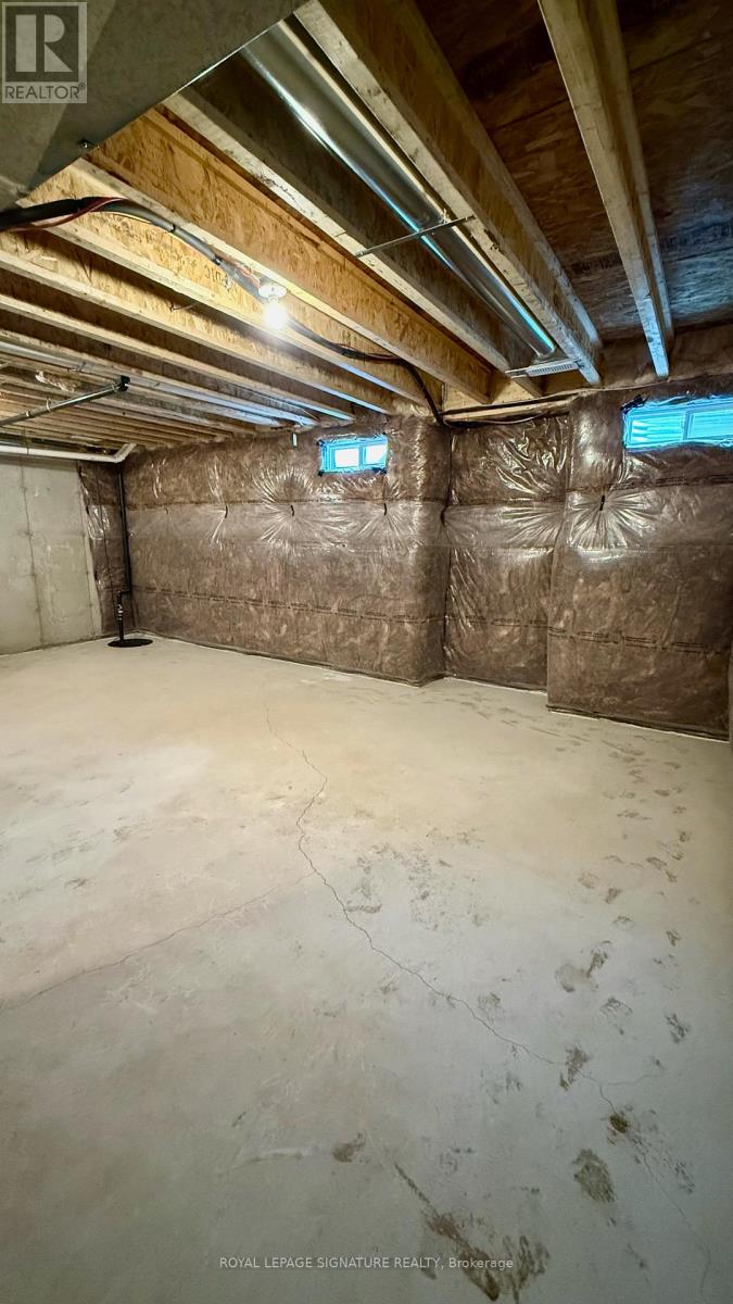 1704 Dance Court, Milton, Ontario  L9E 2A3 - Photo 29 - W12969612